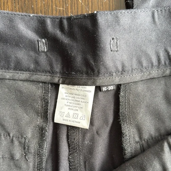 Men's Black Pants - Picture 5 of 6